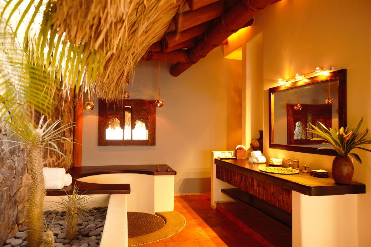 Amuleto Hotell Ixtapa  Exteriör bild