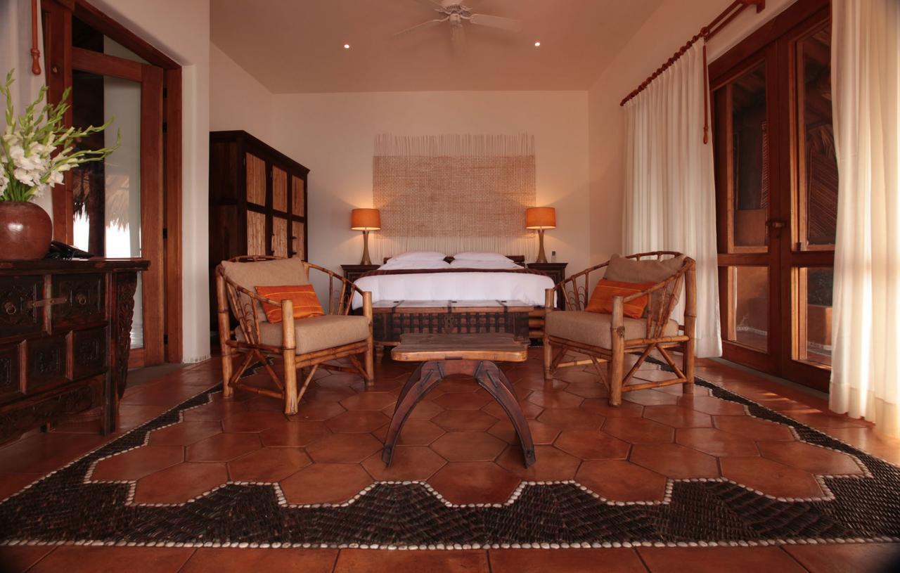 Amuleto Hotell Ixtapa  Exteriör bild
